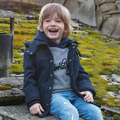 Casaco comprido para menino