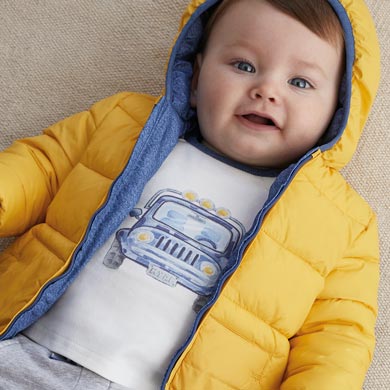 Long sleeved t-shirts with print design set for newborn boy