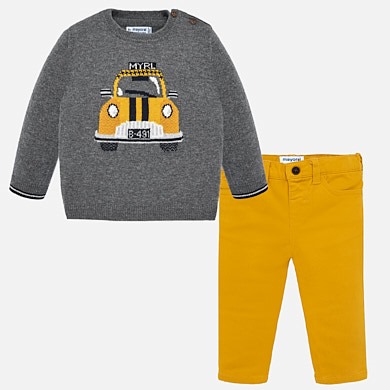 Trousers and car jumper set for baby boy
