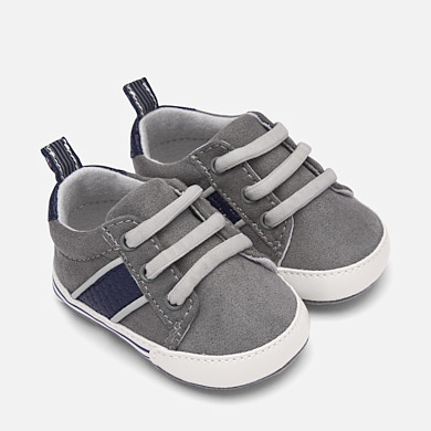 Trainers for newborn boy