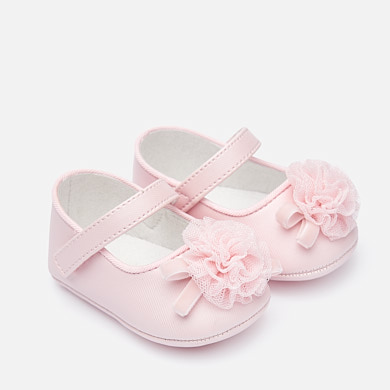 Mary Jane shoes with pompom for newborn girl