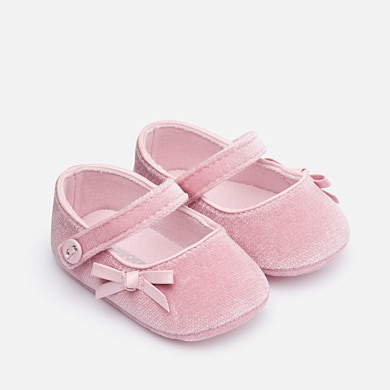 Velvet Mary Jane shoes for newborn girl