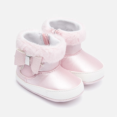 Faux fur booties for newborn girl