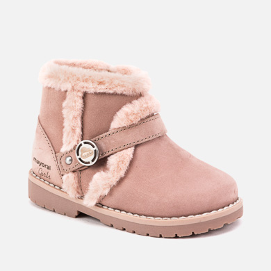 Leather boots with warm inner lining for baby girl