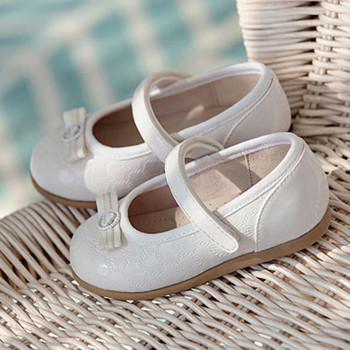 mayoral baby shoes