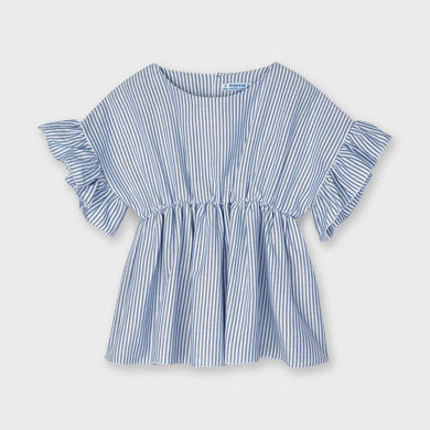 girl ruffle sleeve shirt