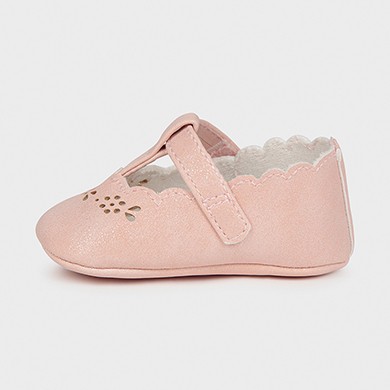 Vetements Accessoires Bebe Chaussures Bebe Fille Mayoral Or Espagnol Creme Soft Romany Chaussures 16 17 18 19 Mois Neuf