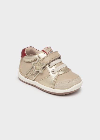 Chaussures Premiers Pas Bebe Fille Or Mayoral