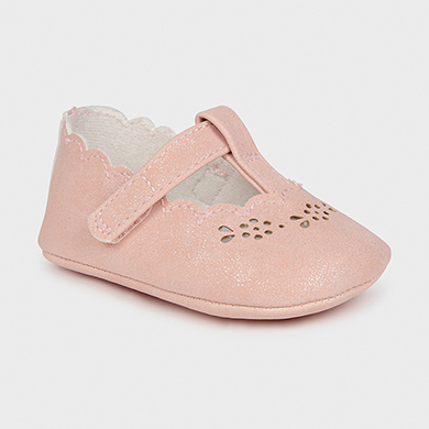 baby pink pumps