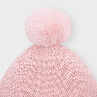 newborn hat and scarf