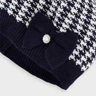 childrens navy hat and scarf