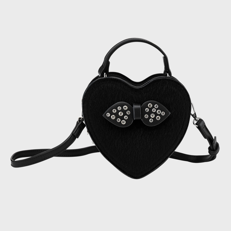 black heart bag
