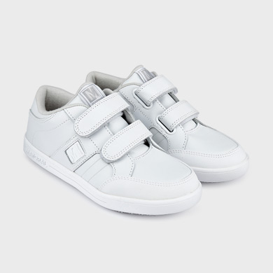 size 8.5 school shoes